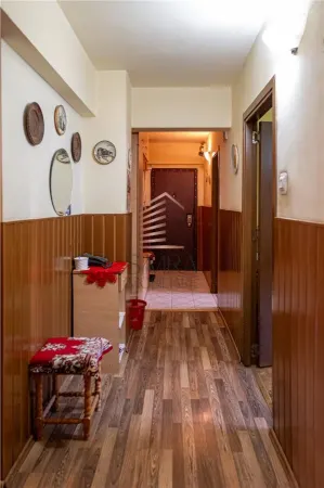 Apartament 4 camere Oradea - poza 1
