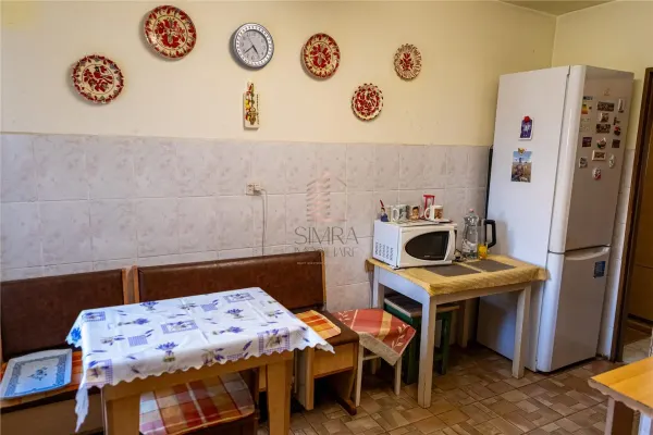 Apartament 4 camere Oradea - poza 4