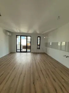 TORONTAL - ETAJ 1 LIFT - BLOC NOU - 3 CAMERE - 2 BAI - INCALZIRE PARDOSEALA - Timisoara
