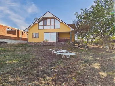 Casă în Leș, 170 mp, teren 961 mp - Les