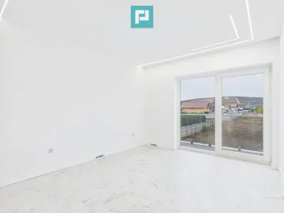 Casă 5 camere Oradea - poza 3