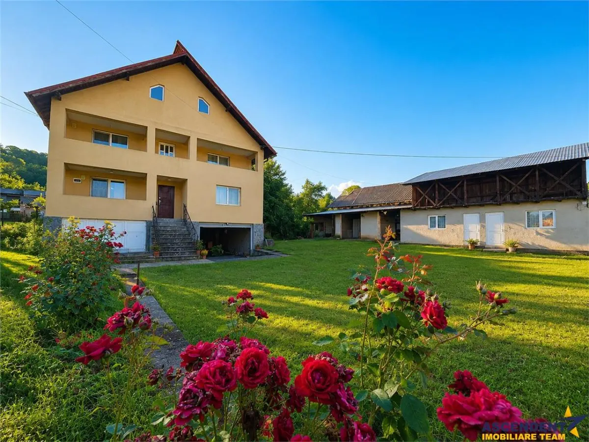 Casă 5 camere Runcu - poza 1