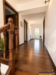Casă 5 camere Runcu - poza 11