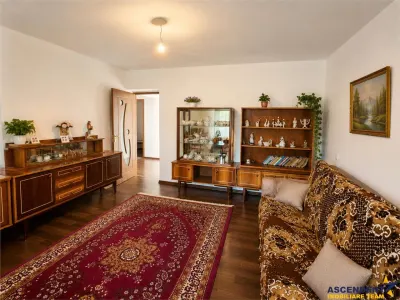 Casă 5 camere Runcu - poza 12