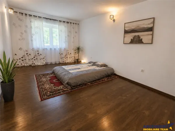 Casă 5 camere Runcu - poza 15