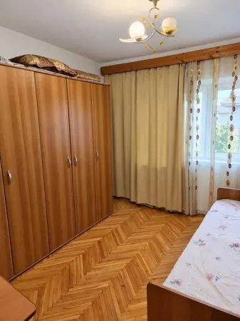 Apartament 3 camere Târgu Jiu - poza 2
