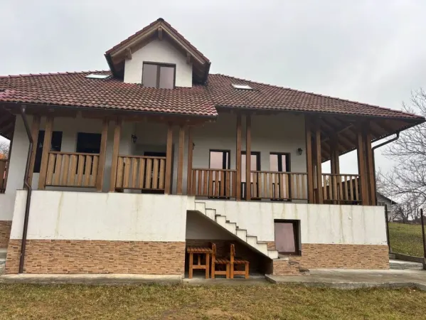 Casă 4 camere Predelut - poza 1