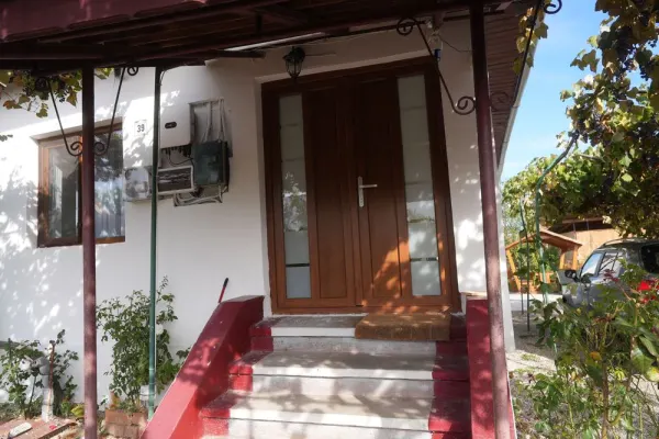 Casă 2 camere Valea Mare - poza 1
