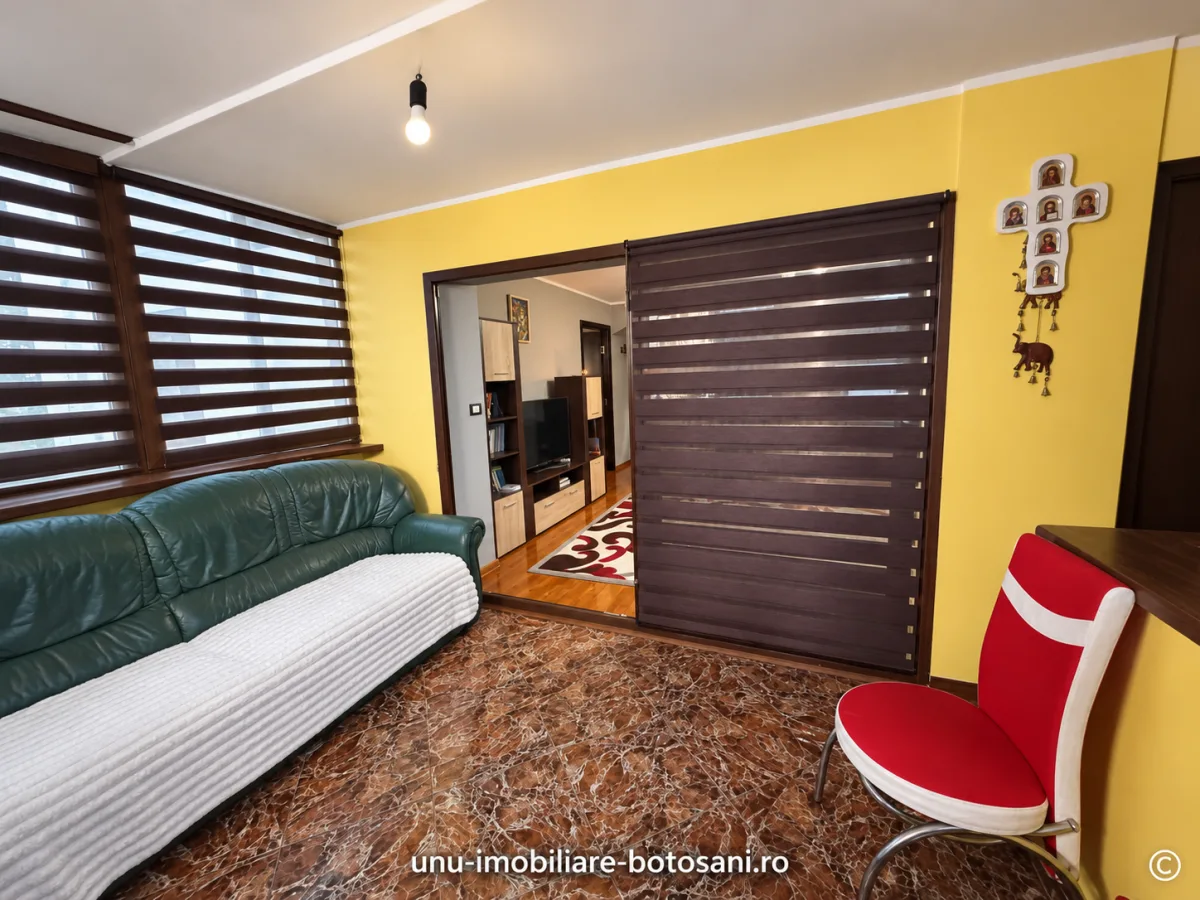 Apartament 3 camere Botoșani - poza 4