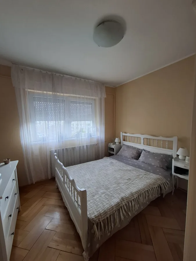 Apartament 3 camere Oradea - poza 2