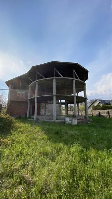 Casă 4 camere Valenii de Munte - poza 1