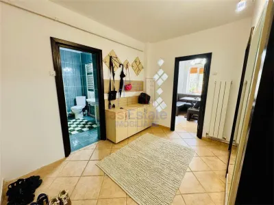 Apartament 3 camere Iași - poza 9
