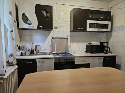 Apartament 3 camere zona Cantemir - Iasi