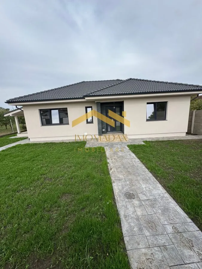 Casă 4 camere Utvin - poza 1