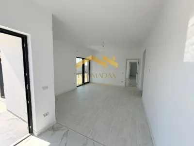 Casă 4 camere Sânmihaiu Român - poza 7