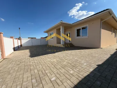 Casă 4 camere Moșnița Nouă - poza 2