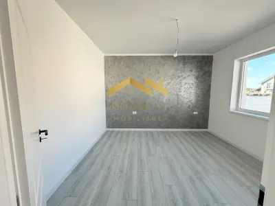 Casă 4 camere Moșnița Nouă - poza 17