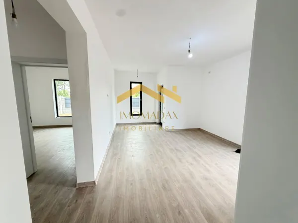 Casă 4 camere Sânmihaiu Român - poza 8