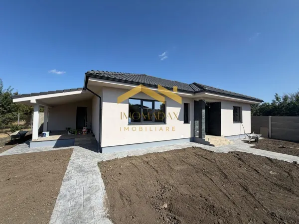 Casă 4 camere Utvin - poza 1