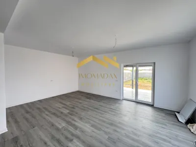 Casă 4 camere Utvin - poza 2
