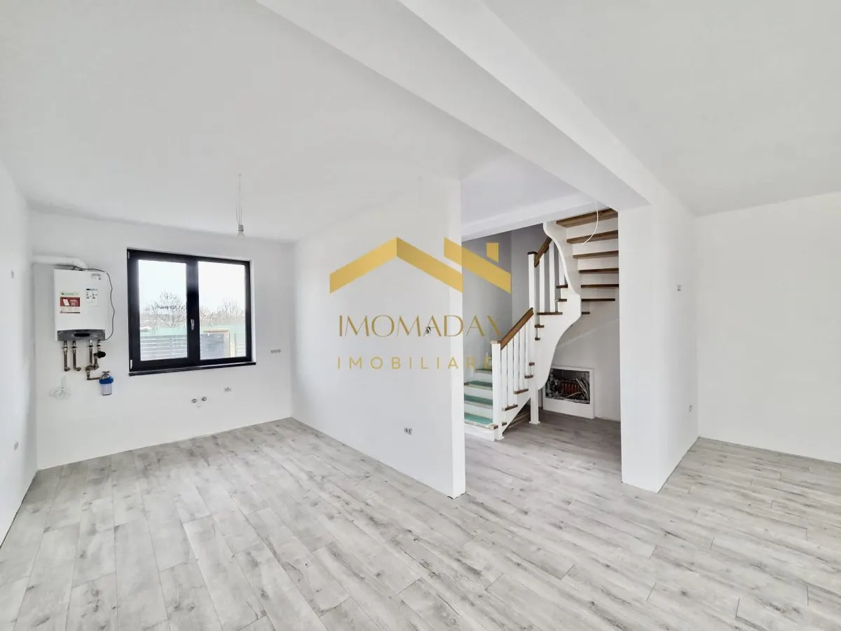Casă 4 camere Utvin - poza 1
