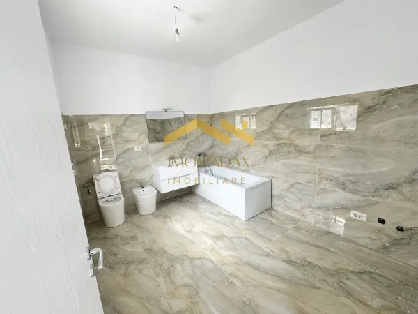 Casă 3 camere Sânmihaiu Român - poza 9