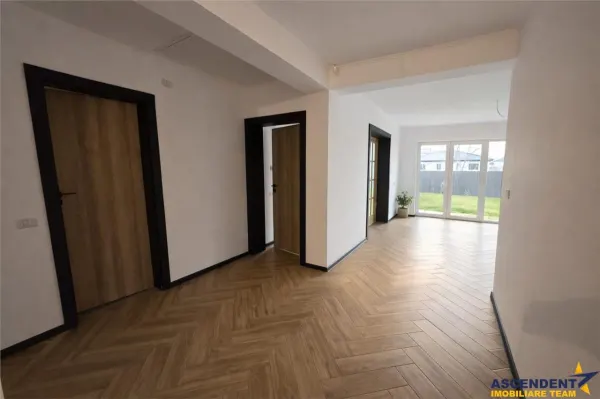 Casă 4 camere Tărlungeni - poza 5