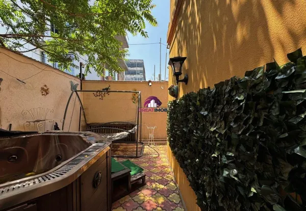 Casă 5 camere București - poza 2