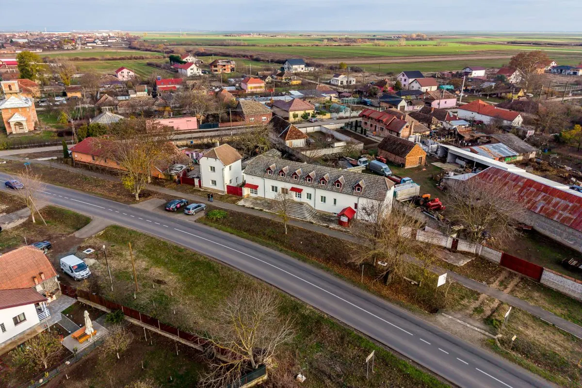 Spațiu comercial Bodrogu Nou - poza 1