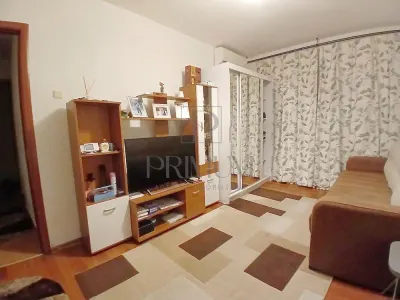 SPITALUL JUDETEAN - 1 CAMERA - DECOMANDAT - CENTRALA/AC - BLOC IZOLAT - Timisoara