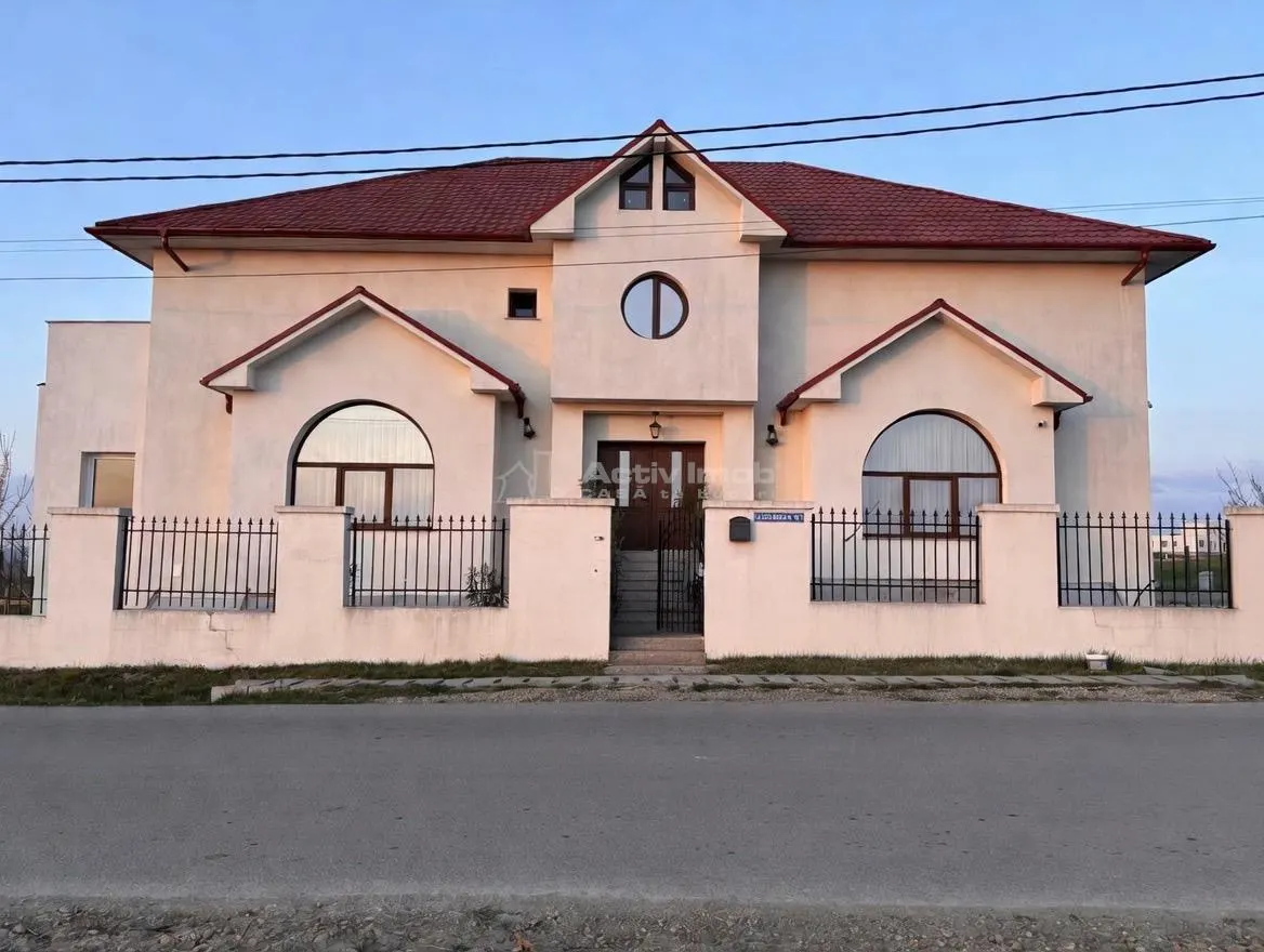 Casă 6 camere Cordau - poza 1