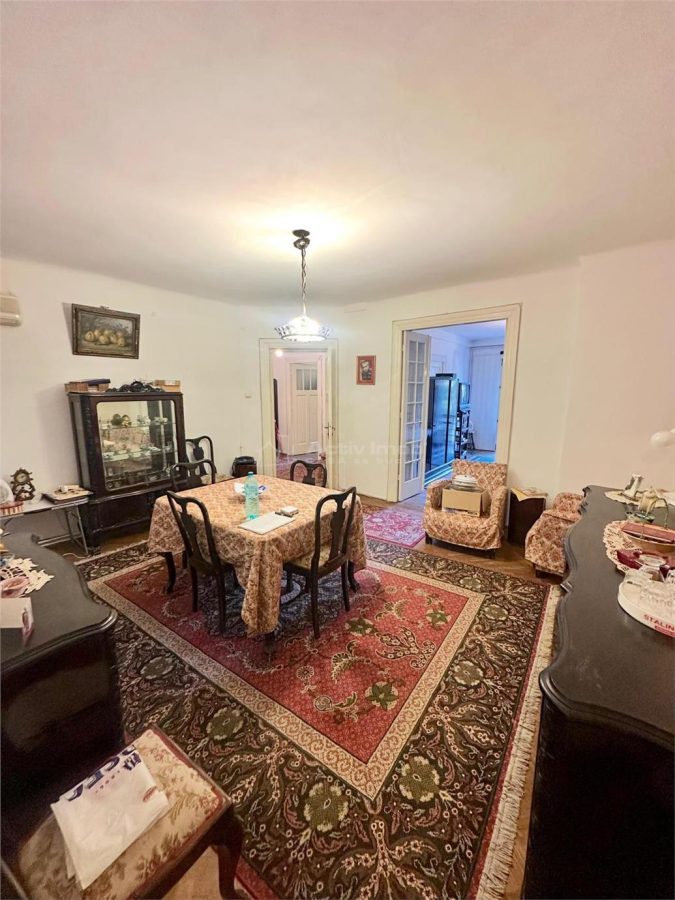 Apartament interbelic - 3 camere - Parcul Cismigiu / Calea Victoriei - Bucuresti