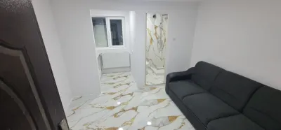 vand garsoniera cf 3 cu suprafata de 17 m patrati in sector 3 la metrou 1 decembrie 1918 - Bucuresti