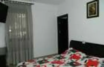 Apartament 3 camere Pitești - poza 11