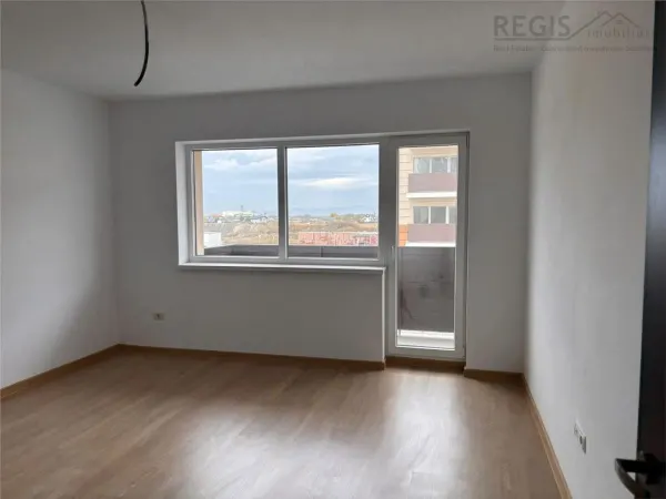 Apartament 3 camere Sânpetru - poza 9