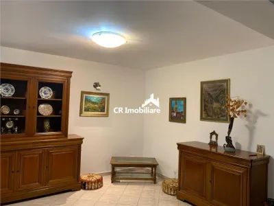 Vila  de vanzare 6 camere Pipera cu Gradina - Bucuresti