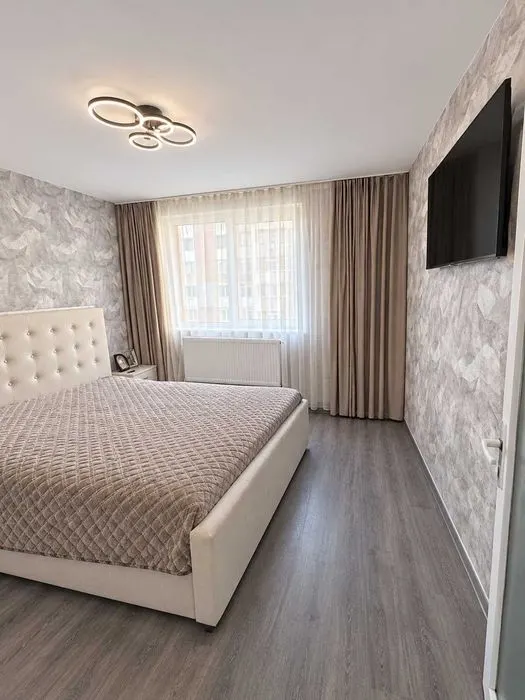 Apartament 3 camere Pitești - poza 1