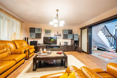 Casă 4 camere Săcele - poza 16