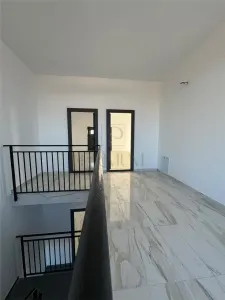 Casă 6 camere Moșnița Nouă - poza 5