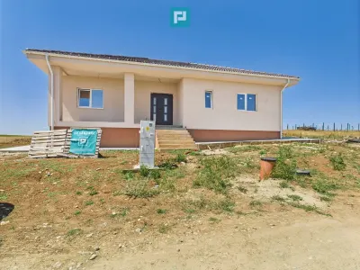 Casă 3 camere Pischia - poza 2
