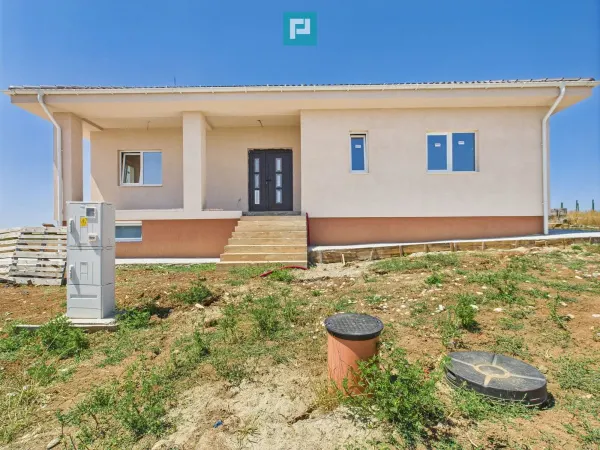 Casă 3 camere Pischia - poza 14