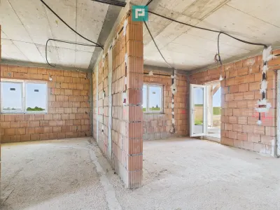 Casă 3 camere Pischia - poza 3