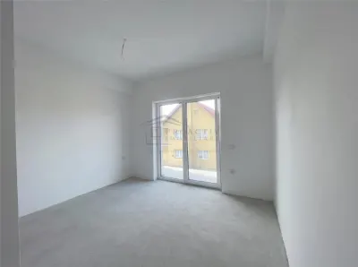Apartament 2 camere Ipotești - poza 4