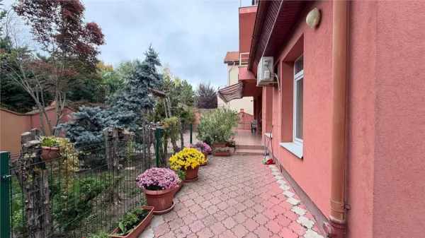 Casă 7 camere București - poza 25