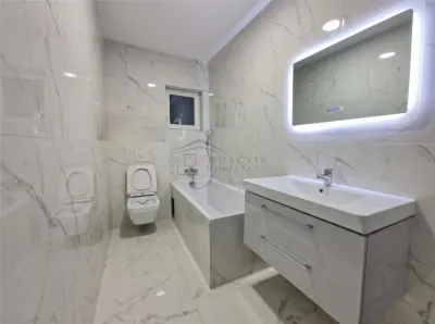 Apartament 3 camere Ipotești - poza 8