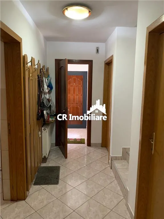 Casă 6 camere București - poza 1