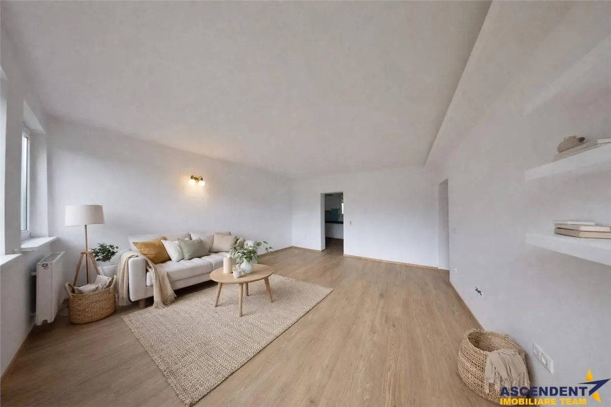 Apartament 3 camere Brașov - poza 1