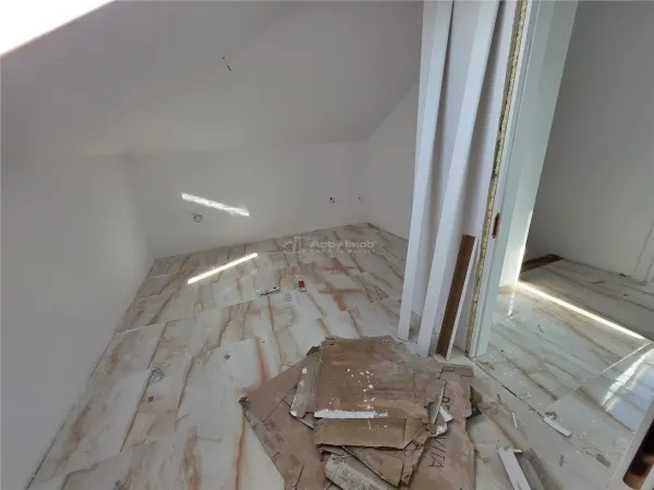 Casă 5 camere Tunari - poza 25
