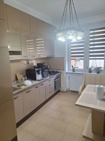 Apartament 2 camere Petroșani - poza 1