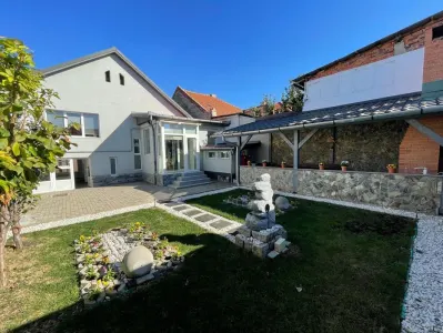 Vand casa in Lugoj, complet mobilata. - Lugoj